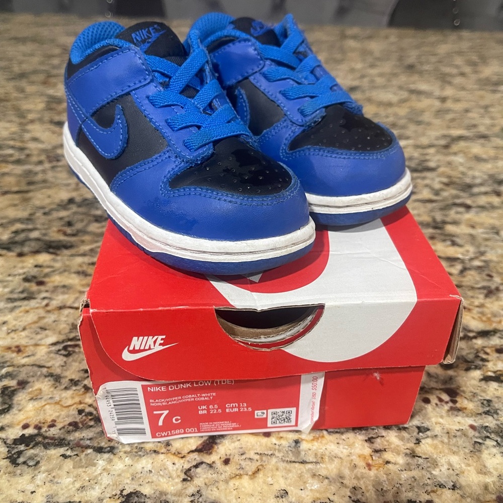 Nike Kids Royal Blue and Black Sneakers
